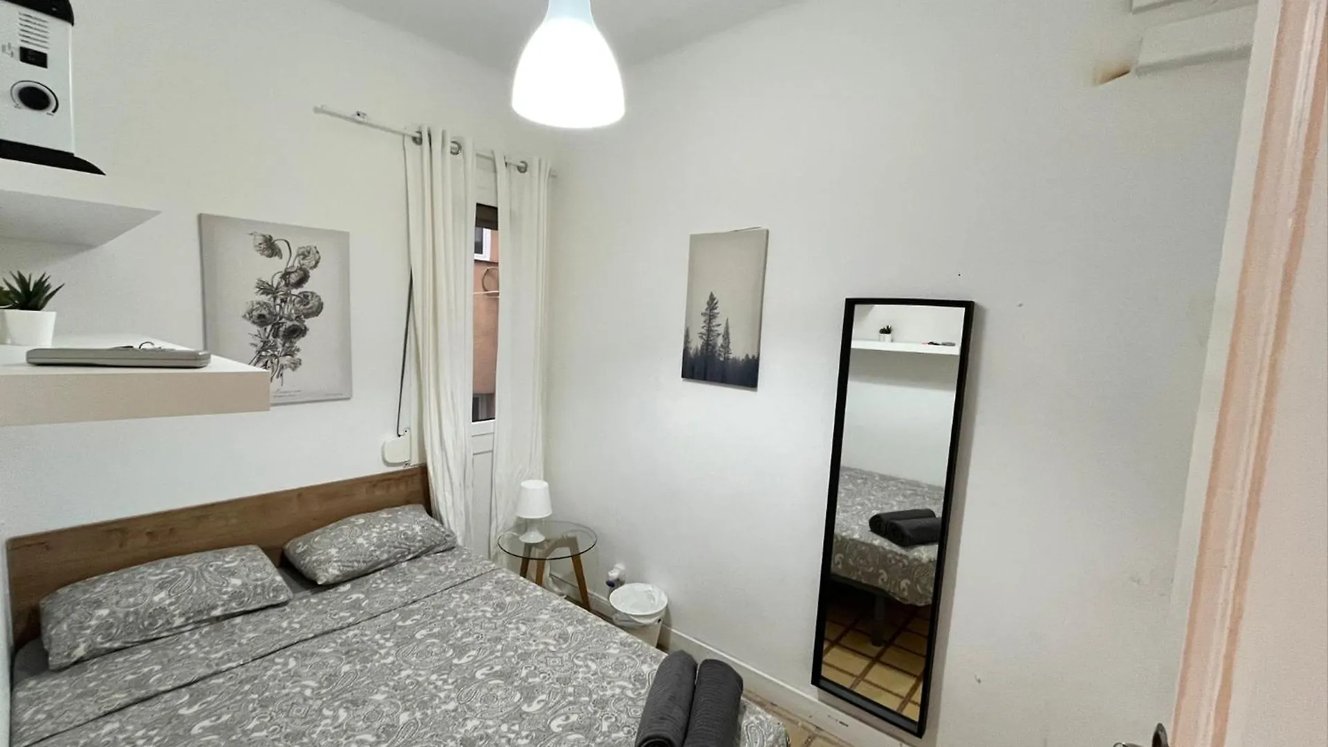 Blai Albergue Barcelona 0*,  España